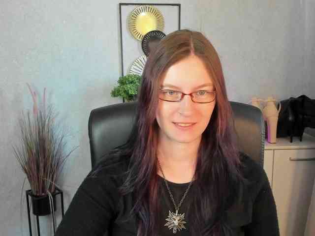 EmmaHeart webcam