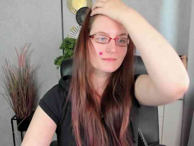 EmmaHeart webcam