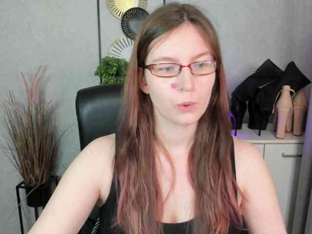 EmmaHeart webcam