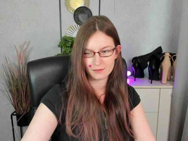 EmmaHeart webcam
