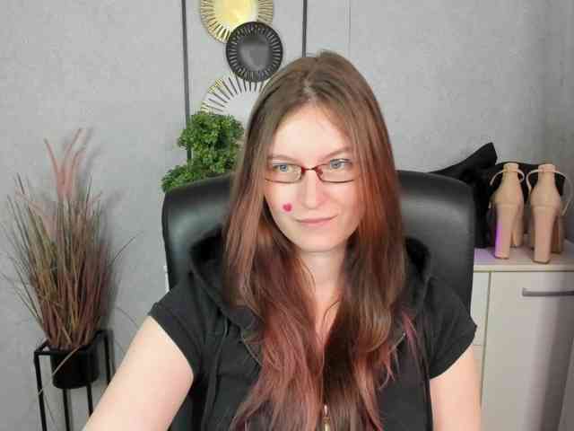 EmmaHeart webcam