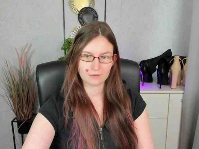 EmmaHeart webcam
