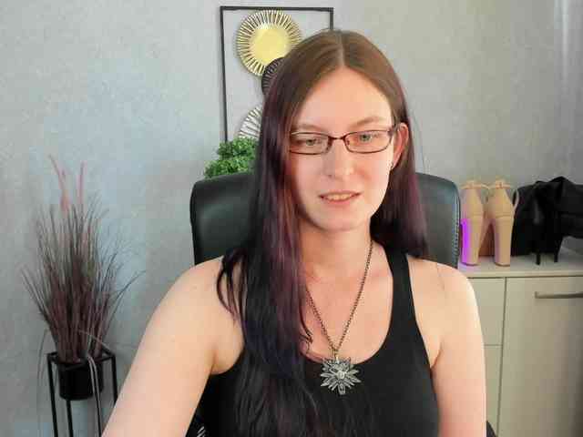 EmmaHeart webcam
