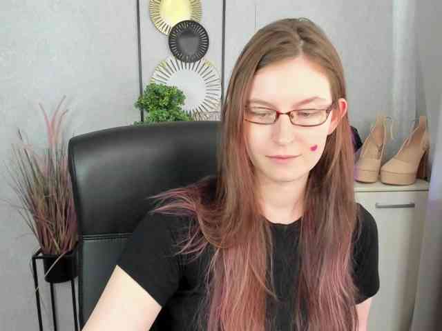 EmmaHeart webcam