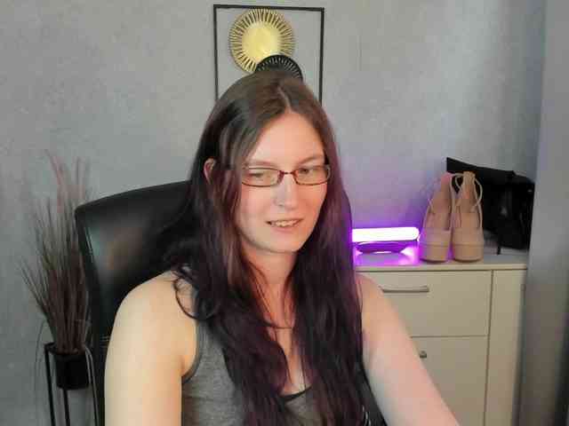 EmmaHeart webcam