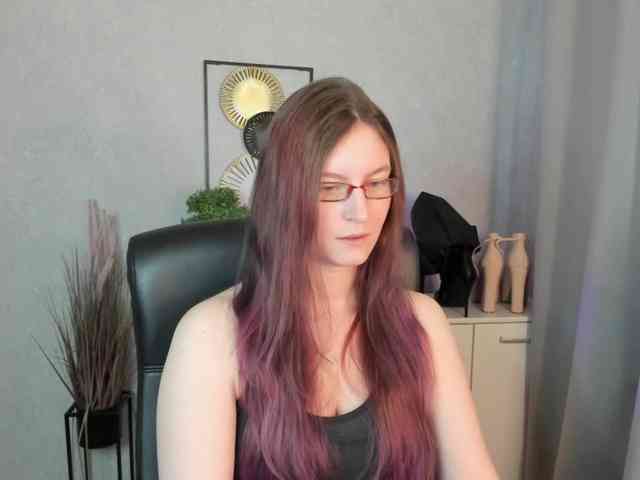 EmmaHeart Live Webcam on BongaCams