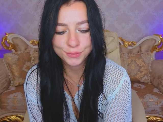 KitnissKiss live cam on BongaCams