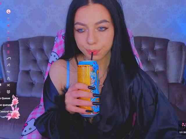 モデル: KitnissKiss