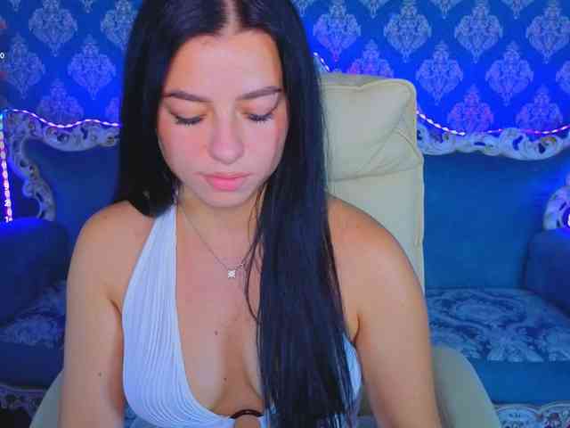 KitnissKiss webcam