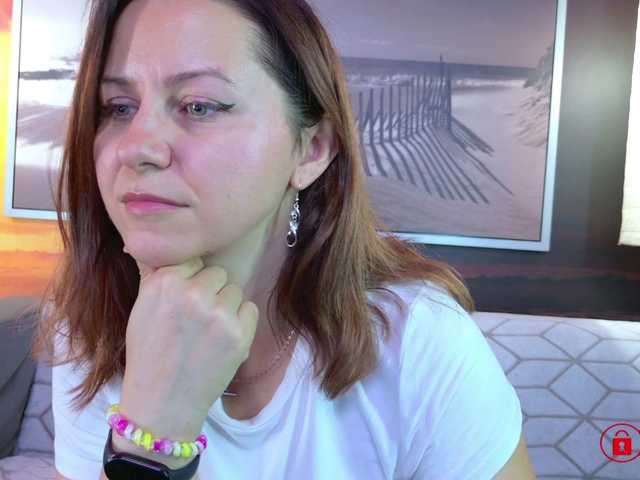 BigBoobsARRI live webcam show