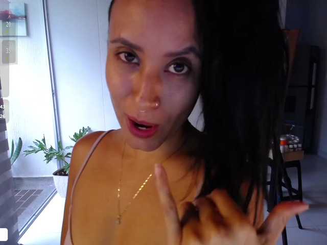 amyharlow live cam on BongaCams