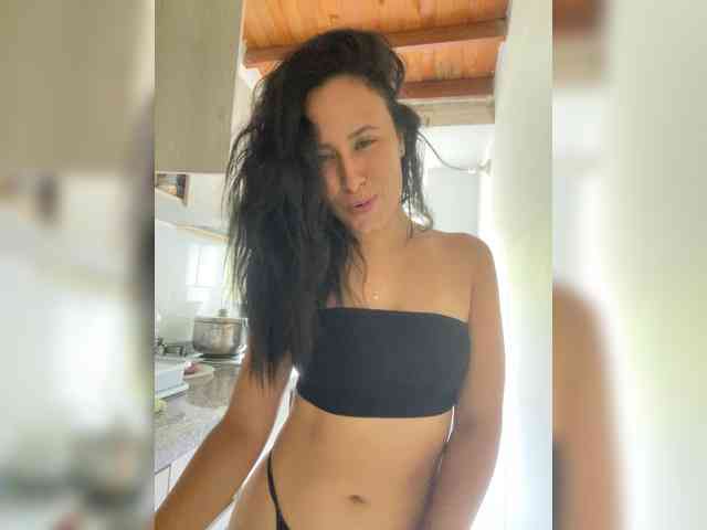 amyharlow Live Webcam on BongaCams