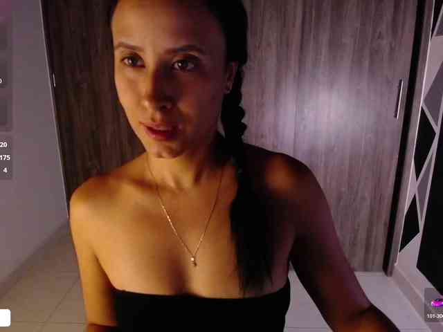 amyharlow Live Webcam on BongaCams