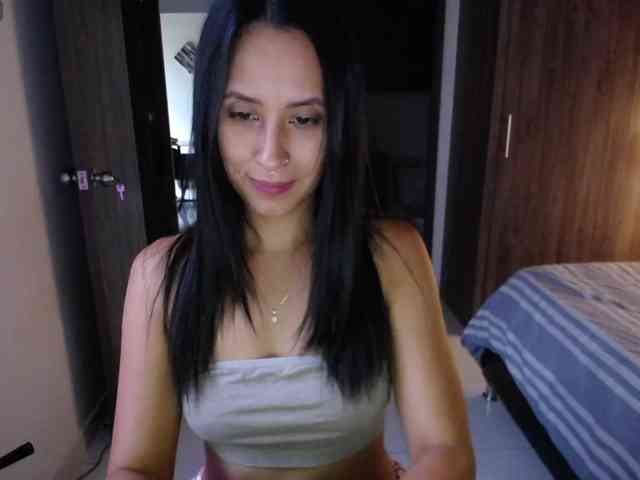 amyharlow Live Webcam on BongaCams