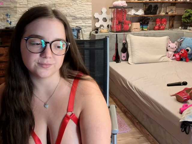 KimberlyCaprice live cam on BongaCams