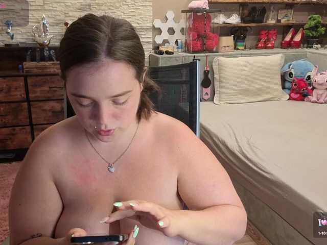 KimberlyCaprice live webcam show