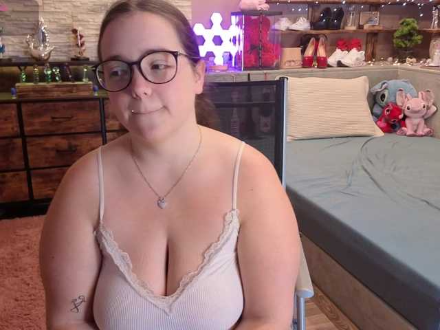 KimberlyCaprice live cam on BongaCams