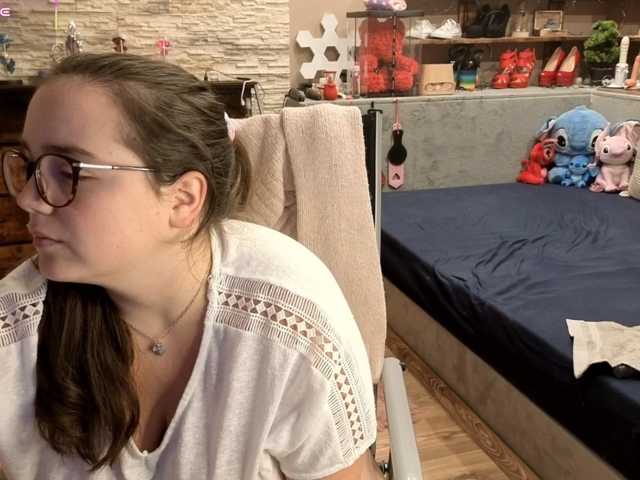 KimberlyCaprice live cam on BongaCams