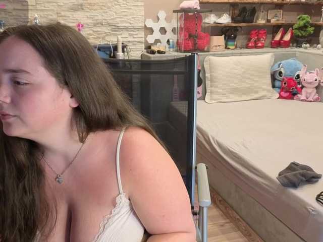 KimberlyCaprice live webcam show