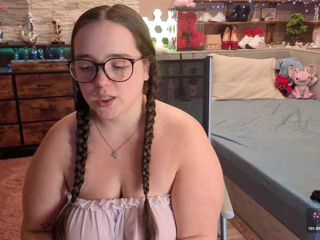 KimberlyCaprice live cam on BongaCams