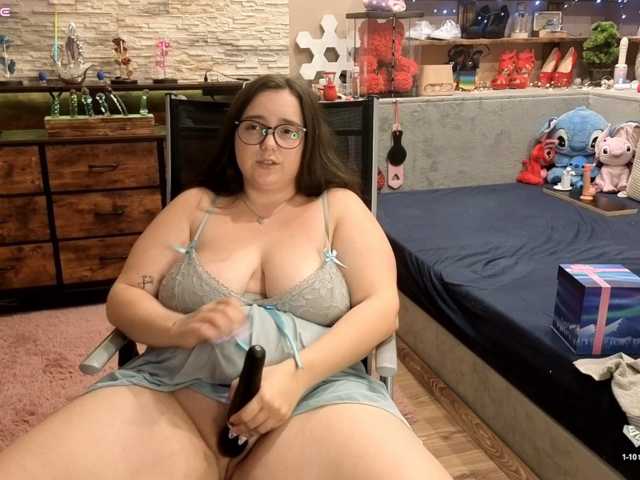 KimberlyCaprice live cam on BongaCams