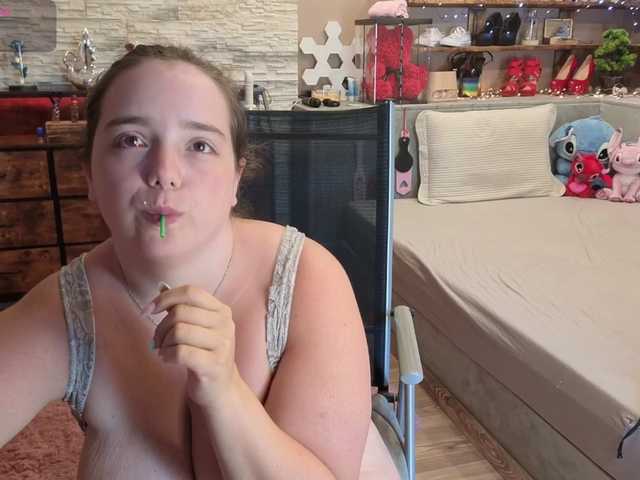 KimberlyCaprice live webcam show