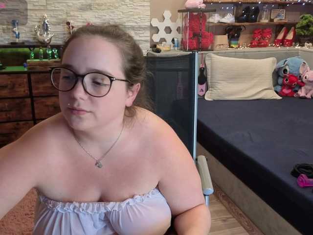 KimberlyCaprice live cam on BongaCams