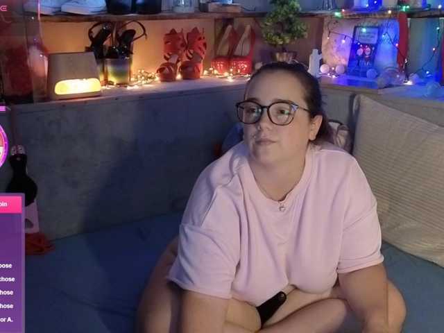 KimberlyCaprice live cam on BongaCams