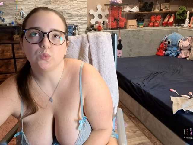 KimberlyCaprice live cam on BongaCams
