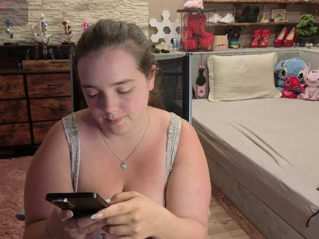 KimberlyCaprice live webcam show