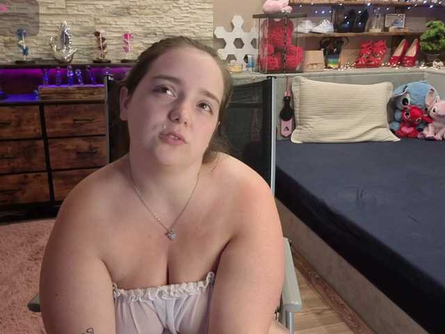 KimberlyCaprice live cam on BongaCams