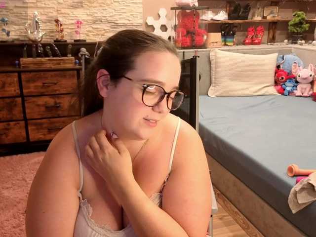 KimberlyCaprice live cam on BongaCams
