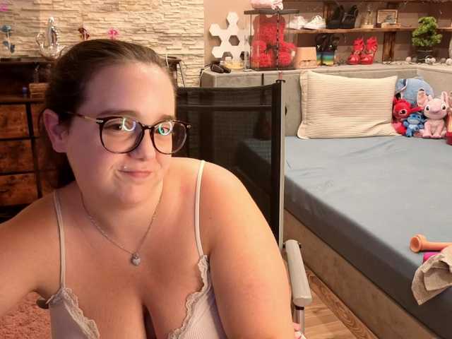 KimberlyCaprice live cam on BongaCams