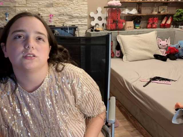 KimberlyCaprice live cam on BongaCams