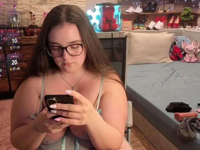 KimberlyCaprice's BongaCams show and profile