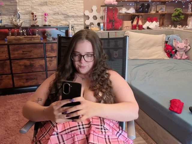 KimberlyCaprice live cam on BongaCams
