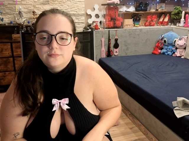 KimberlyCaprice, live now on BongaCams