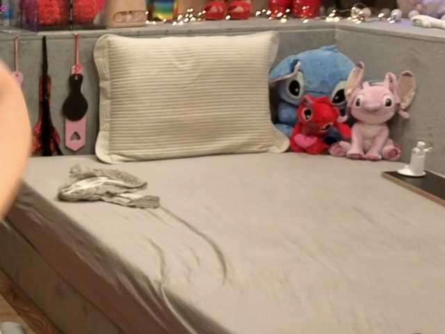 KimberlyCaprice live webcam show