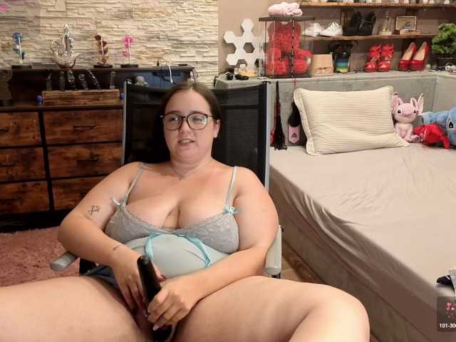 KimberlyCaprice live cam on BongaCams