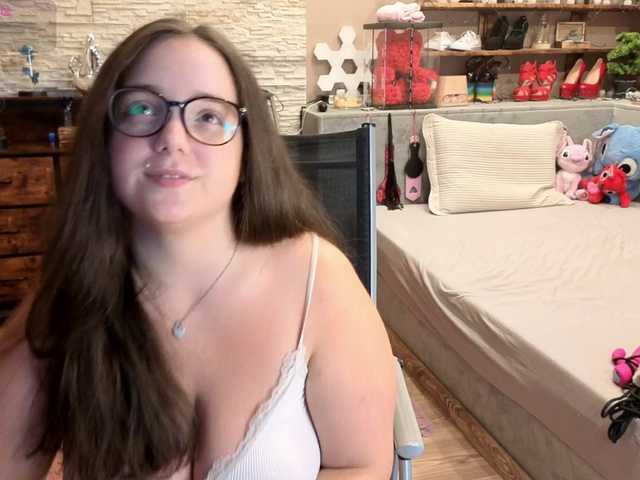 KimberlyCaprice live cam on BongaCams