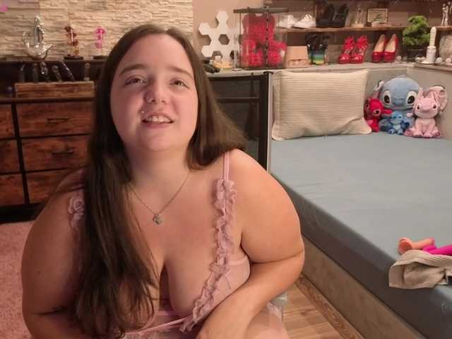 KimberlyCaprice live cam on BongaCams
