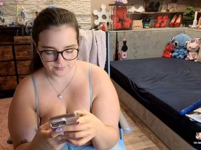 KimberlyCaprice live cam on BongaCams