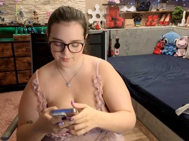 KimberlyCaprice live cam on BongaCams