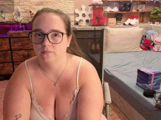 KimberlyCaprice webcam