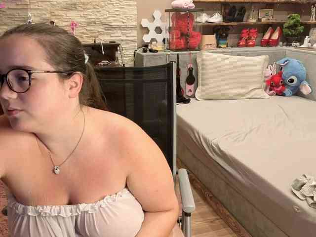 KimberlyCaprice webcam