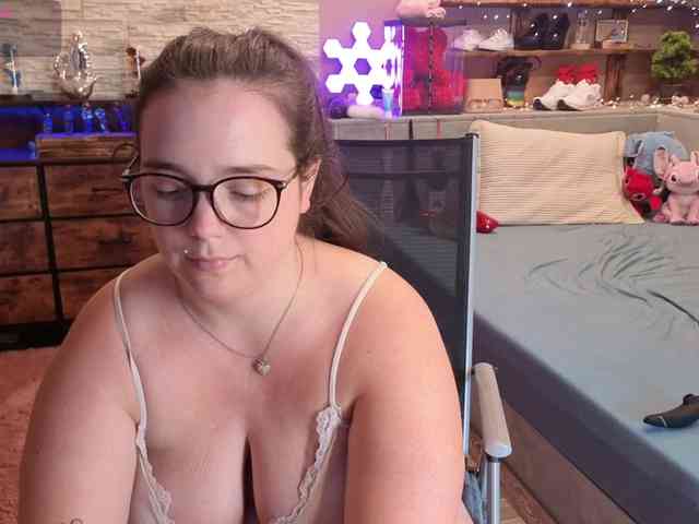KimberlyCaprice webcam