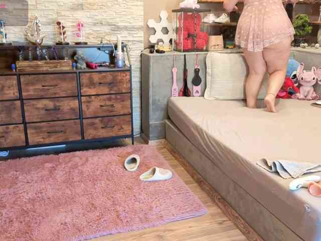 KimberlyCaprice webcam