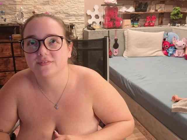 KimberlyCaprice webcam