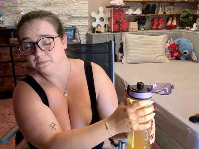 KimberlyCaprice webcam