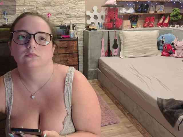 KimberlyCaprice webcam